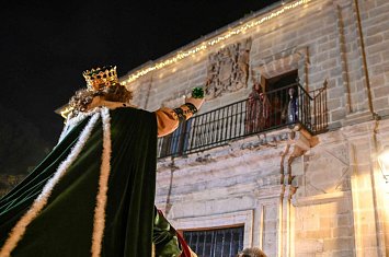 Cabalgata de Reyes en Santillana del Mar_793