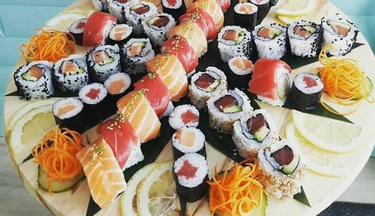 RESTAURANTE SUKA SUANCES