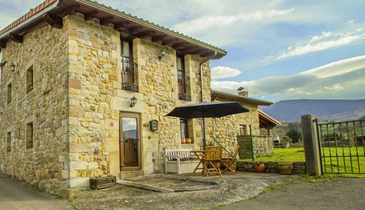 LA CASA DEL CAMPO REY