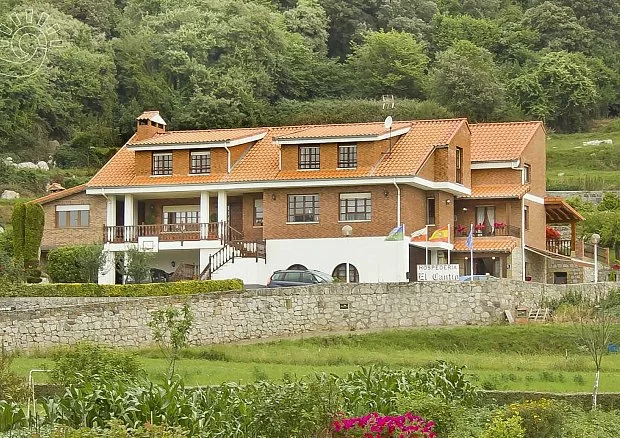 HOSPEDERIA EL CANTIO