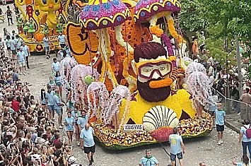 Batalla de flores de Laredo