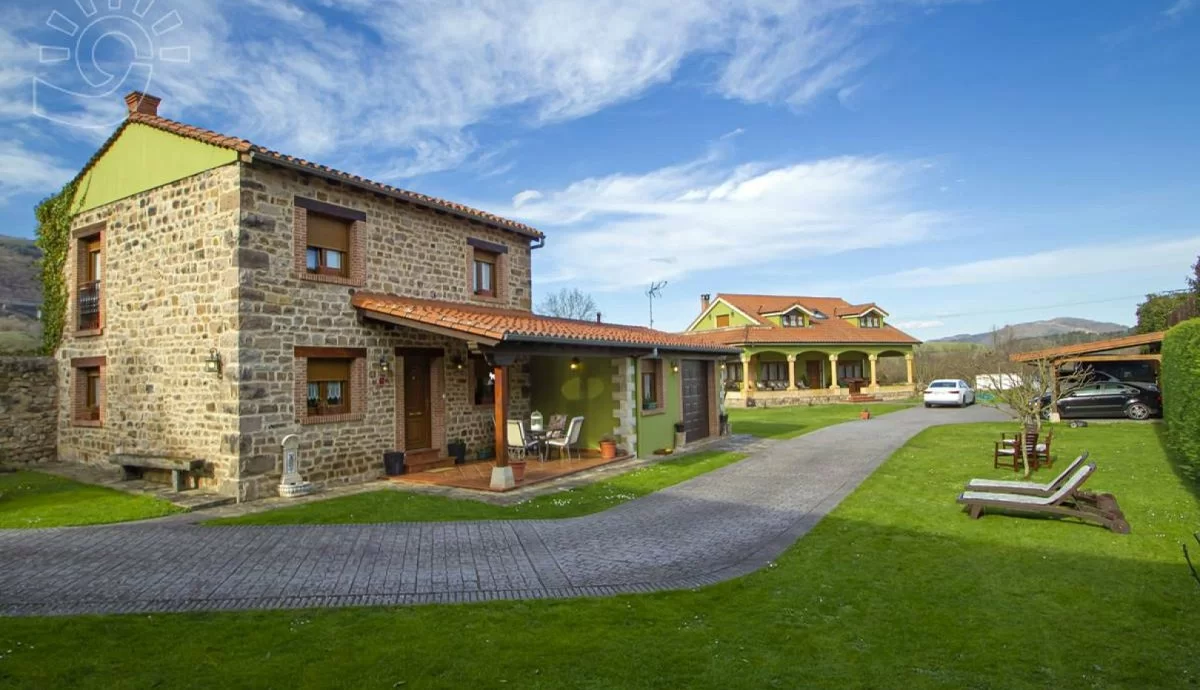 LA CASA DEL CAMPO REY