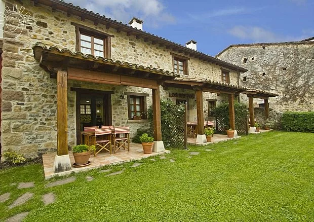 APARTAMENTOS RURALES LOS BREZOS