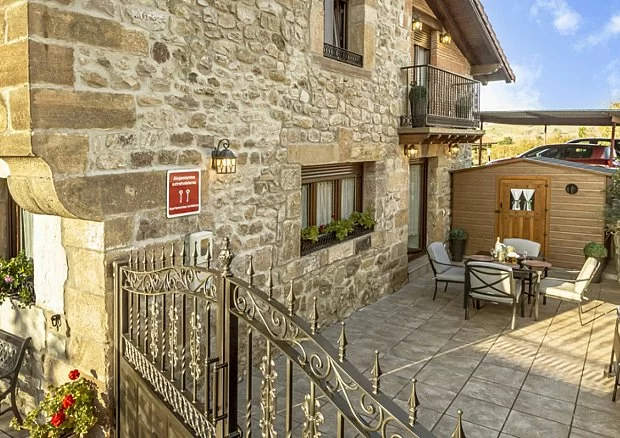 LA CASUCA DEL CAMPO REY