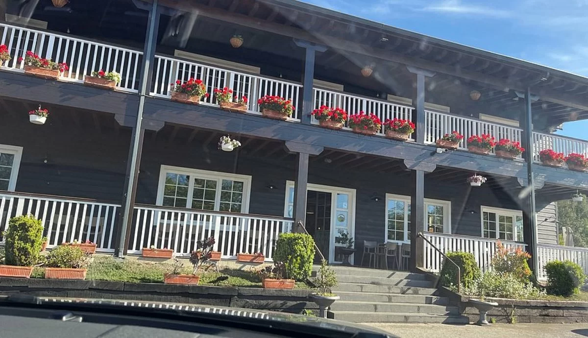 The Bridge Tavern LA FINCA