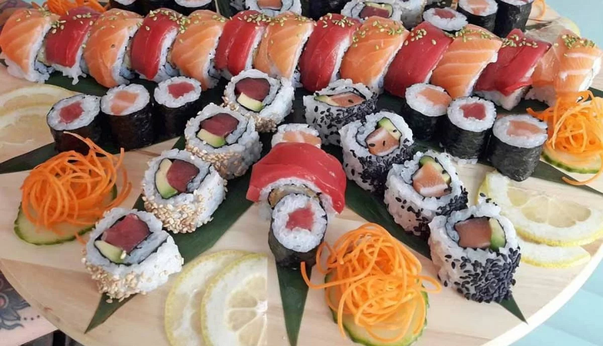 RESTAURANTE SUKA SUANCES