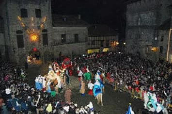 Cabalgata de Reyes en Santillana del Mar